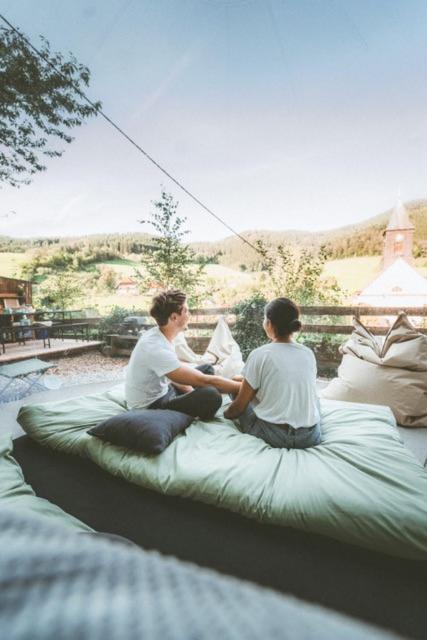 Living Timeless- Bubble Tent Elzach Inklusive Hot Tube Badefass- Schlafen Unterm Sternenhimmel Екстер'єр фото